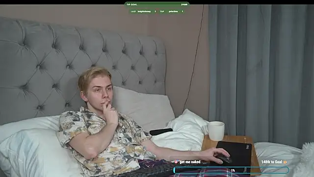 Snapshot of scottishtwink01 chatting on March 9, 2026, 12:47 am scottishtwink01 online show from March 9, 2026, 12:47 am