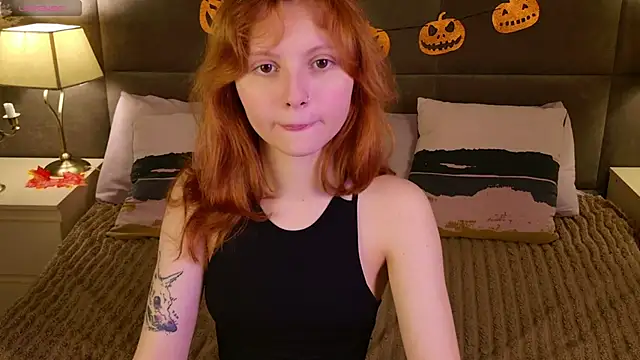 Snapshot of AlisHanson chatting on October 16, 2025, 2:03 pm AlisHanson online show from October 16, 2025, 2:03 pm