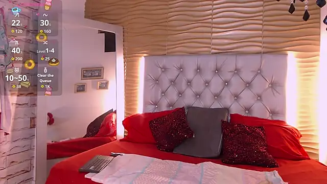 Snapshot of ValeryBerri chatting on October 10, 2025, 12:17 pm ValeryBerri online show from October 10, 2025, 12:17 pm