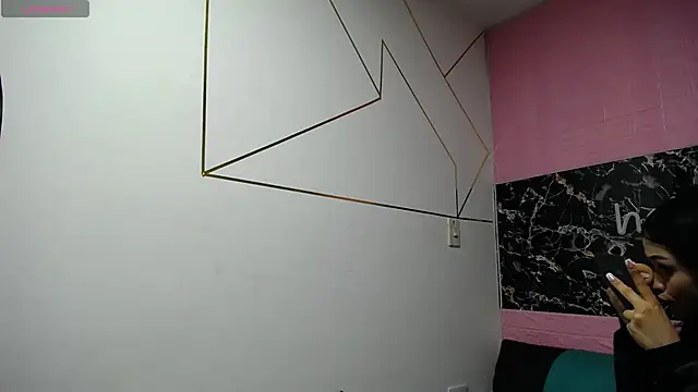 Snapshot of emmydurant chatting on October 11, 2025, 7:37 pm emmydurant online show from October 11, 2025, 7:37 pm