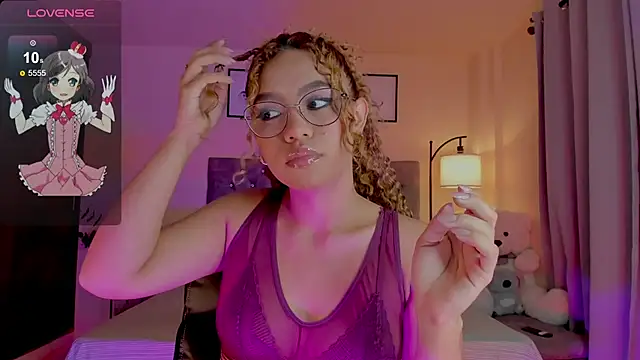 OxanaFedorova1- online show from May 27, 2026, 9:11 pm