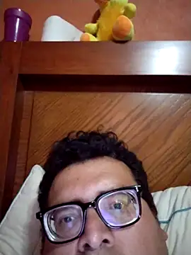 Snapshot of Santiagoqro85 chatting on October 26, 2025, 3:51 am Santiagoqro85 online show from October 26, 2025, 3:51 am