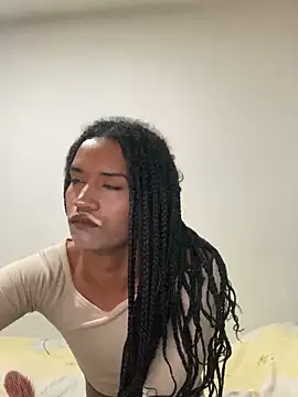 Briannyte23 online show from September 11, 2025, 5:35 pm
