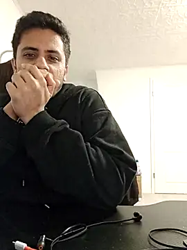 Snapshot of eyepach96 chatting on October 4, 2025, 11:39 pm eyepach96 online show from October 4, 2025, 11:39 pm