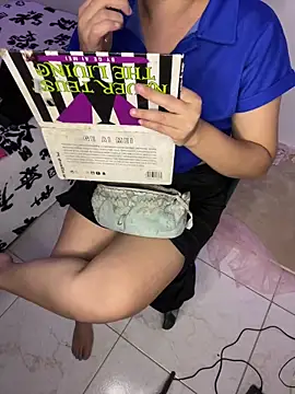 rhizanthella  online show from September 30, 2025, 7:31 pm