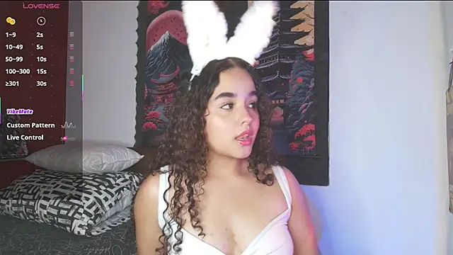 Snapshot of Isis_Bladee chatting on October 18, 2025, 11:51 pm Isis Bladee online show from October 18, 2025, 11:51 pm