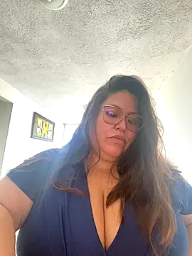Snapshot of BigBoss_Paris69 chatting on September 15, 2025, 3:01 pm BigBoss Paris69 online show from September 15, 2025, 3:01 pm