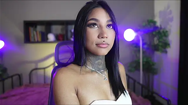 Anaya olyx online show from October 24, 2025, 4:44 am