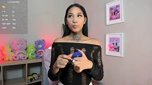 Anaya olyx online show from October 2, 2025, 5:00 am