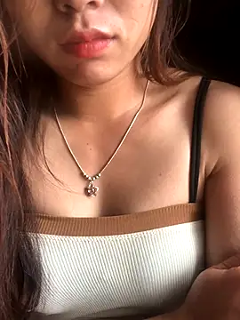 Snapshot of Tina-baby98 chatting on September 12, 2025, 1:17 am Tina-baby98 online show from September 12, 2025, 1:17 am