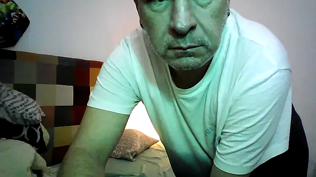 Snapshot of tuplaceroll chatting on October 27, 2025, 2:12 am tuplaceroll online show from October 27, 2025, 2:12 am