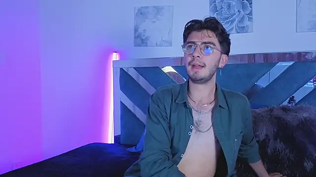 nerd perverse online show from September 10, 2025, 3:16 am