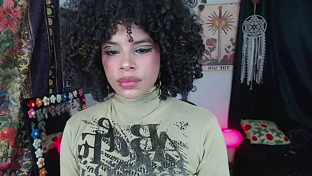 Raven luv online show from October 2, 2025, 10:13 pm