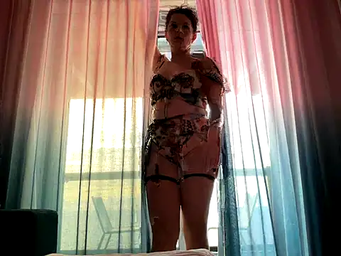 Snapshot of carynn chatting on October 20, 2025, 10:54 pm carynn online show from October 20, 2025, 10:54 pm