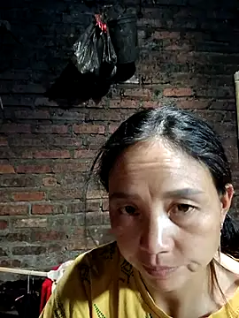 kemtuoi-sex online show from October 6, 2025, 12:39 pm