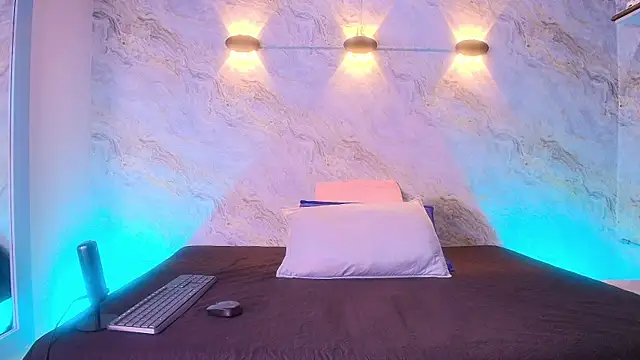 Snapshot of abbyrouss_ chatting on November 8, 2025, 3:10 am abbyrouss online show from November 8, 2025, 3:10 am