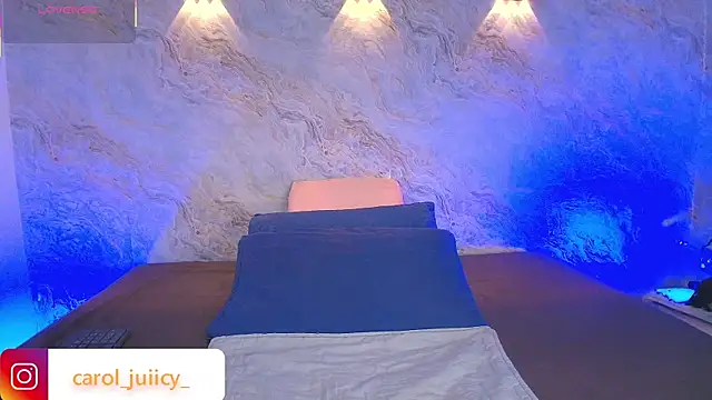 Snapshot of abbyrouss_ chatting on October 13, 2025, 3:08 am abbyrouss online show from October 13, 2025, 3:08 am