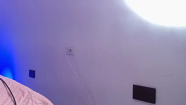 Snapshot of abbyrouss_ chatting on November 26, 2025, 3:06 am abbyrouss online show from November 26, 2025, 3:06 am