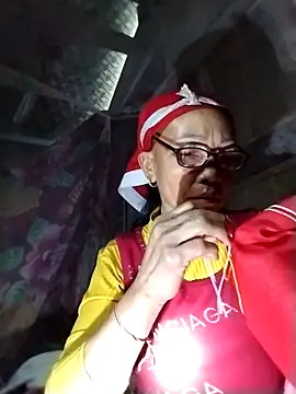 -Xuka-200 online show from December 22, 2025, 12:00 am