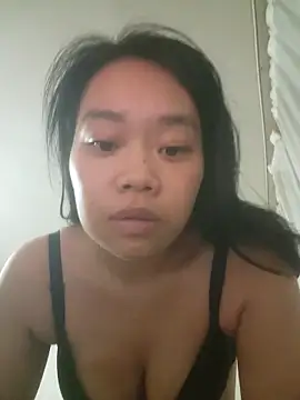 xiaohuihuiyo online show from September 14, 2025, 12:38 pm