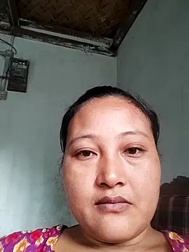 kimmy-03 online show from September 15, 2025, 4:35 am