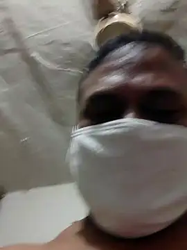 Famit025 online show from September 20, 2025, 5:29 pm