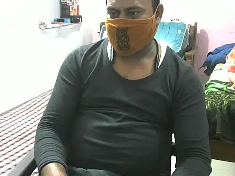 Famit025 online show from January 12, 2026, 7:42 pm