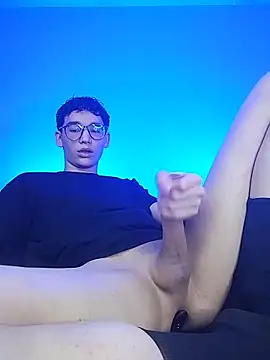 Eliot Haworth online show from November 4, 2025, 12:03 am