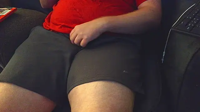 Snapshot of thighguy30 chatting on October 20, 2025, 5:13 pm thighguy30 online show from October 20, 2025, 5:13 pm