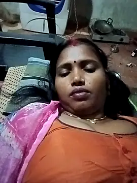 Snapshot of Cm_pooja chatting on October 8, 2025, 9:15 pm Cm pooja online show from October 8, 2025, 9:15 pm