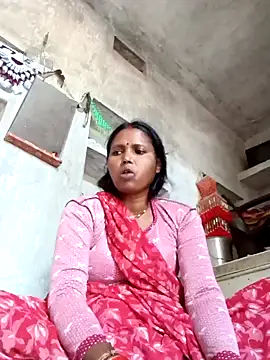 Snapshot of Cm_pooja chatting on October 10, 2025, 4:57 am Cm pooja online show from October 10, 2025, 4:57 am