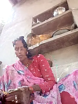 Snapshot of Cm_pooja chatting on October 20, 2025, 5:09 am Cm pooja online show from October 20, 2025, 5:09 am