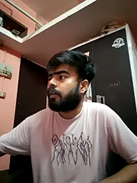 soniriyaa010101 online show from March 9, 2026, 2:20 pm