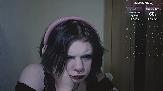 Alice Zev online show from June 25, 2026, 11:21 pm