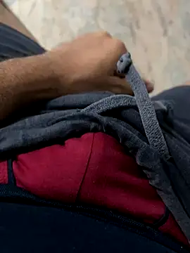 sunnu 97  online show from December 20, 2025, 1:58 pm