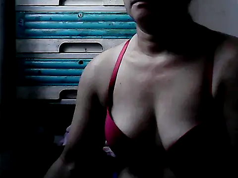 Snapshot of yoursPinayMama1682 chatting on October 1, 2025, 11:52 pm yoursPinayMama1682 online show from October 1, 2025, 11:52 pm