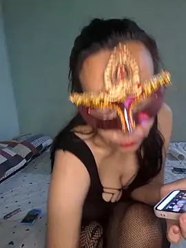 Layd38 online show from April 18, 2026, 7:18 pm