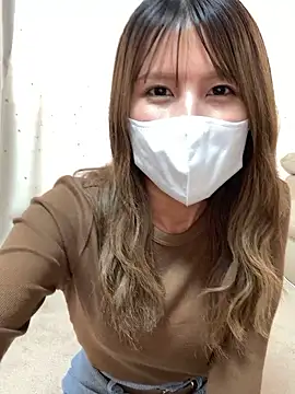 Snapshot of -Hikari-00- chatting on October 20, 2025, 1:07 am -Hikari-00- online show from October 20, 2025, 1:07 am