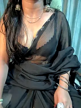 Snapshot of tanvi_001 chatting on October 17, 2025, 8:17 am tanvi 001 online show from October 17, 2025, 8:17 am