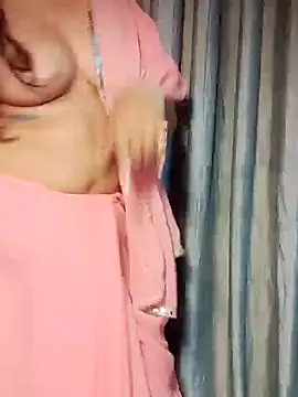 Snapshot of tanvi_001 chatting on September 23, 2025, 9:38 am tanvi 001 online show from September 23, 2025, 9:38 am