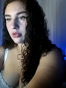 KikiCatty online show from September 9, 2025, 8:07 pm
