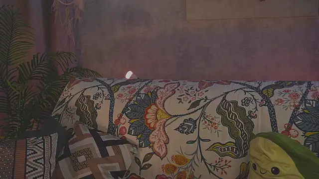 Snapshot of Charming_winky chatting on October 3, 2025, 3:46 pm Charming winky online show from October 3, 2025, 3:46 pm