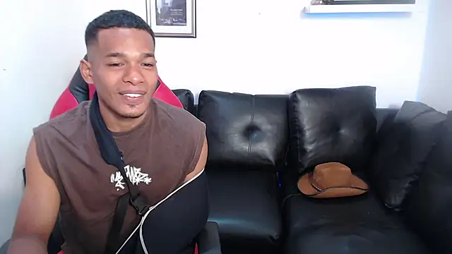 SHARED SECRETS online show from September 14, 2025, 1:33 pm