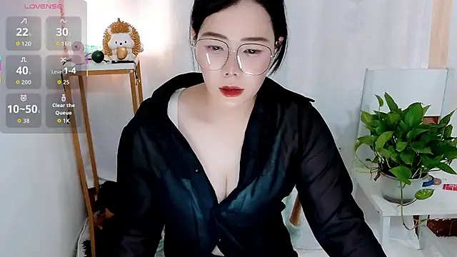 Snapshot of Txm123321 chatting on September 22, 2025, 10:43 am Txm123321 online show from September 22, 2025, 10:43 am