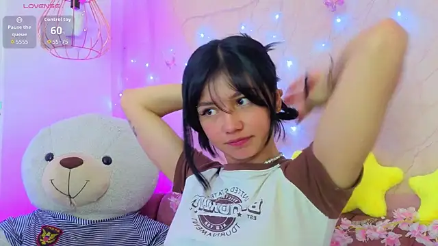 april bennett online show from April 9, 2026, 1:17 pm