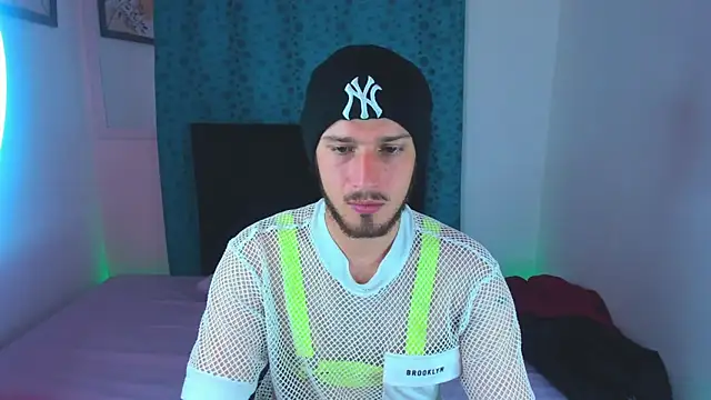 Angels21cm online show from October 3, 2025, 4:25 am