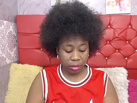 Snapshot of amijacobs chatting on October 10, 2025, 12:33 am amijacobs online show from October 10, 2025, 12:33 am