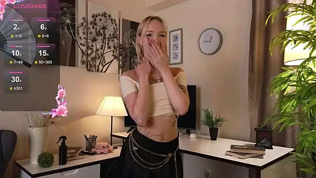 Snapshot of Irene_Ward chatting on October 19, 2025, 6:10 pm Irene Ward online show from October 19, 2025, 6:10 pm