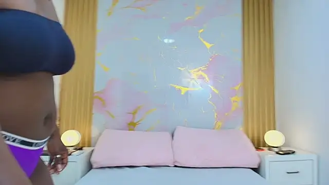 Snapshot of AlishaDixon chatting on September 26, 2025, 12:34 pm AlishaDixon online show from September 26, 2025, 12:34 pm