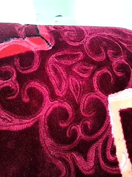 Chanderi19 online show from December 14, 2025, 3:39 pm